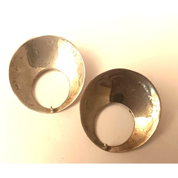 Navajo Native American Vintage Stamped Onyx Earrings (1607) - Picture 3 of 6